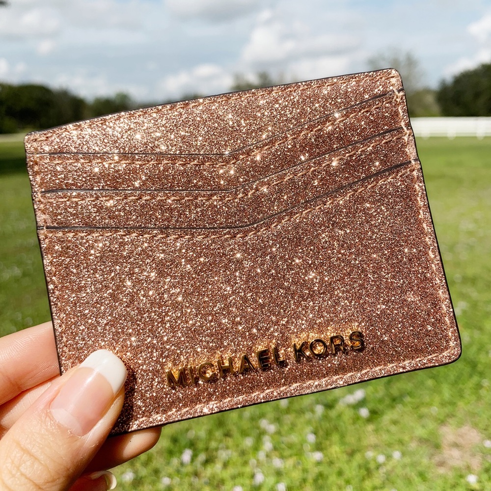 Gaby’sBags👛💕-NWT Michael Kors Glitter Cardholder - Picture 2 of 6